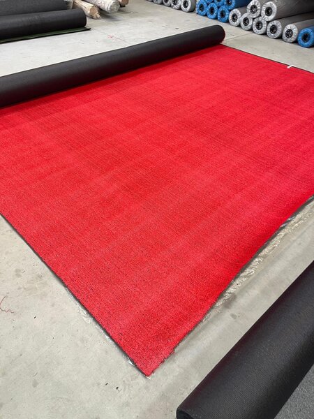 Mocheta tip Gazon Artificial Flat 7, Latime 1m, Marime 100 x 300 cm, Rosu, Inaltime Fir 7 mm, Antialergic, Polipropilena, Curte, Terasa, Balcon