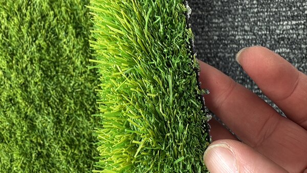 Gazon Artificial Premium, Lungime Fir 38 mm, Latime 2m, Marime 200 x 200 cm, 3 Nuante de Verde, Fire Drepte si Carliontate, Imitatie Perfecta Gazon