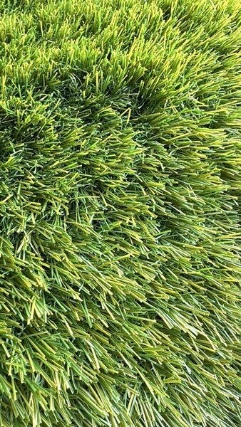 Gazon Artificial Premium, Lungime Fir 38 mm, Latime 2m, Marime 200 x 200 cm, 3 Nuante de Verde, Fire Drepte si Carliontate, Imitatie Perfecta Gazon