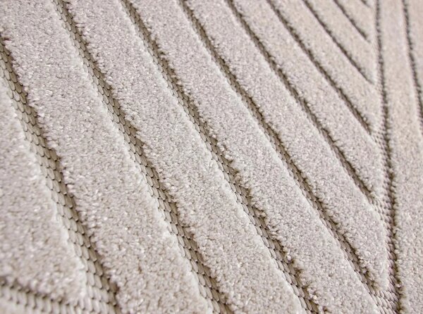 Covor Oksi 38020-202, Marime 60 x 110 cm, Bej, Inaltime Fir 6,5 mm, Antialergic, Polipropilena, Living, Dormitor, Hol 60 x 110