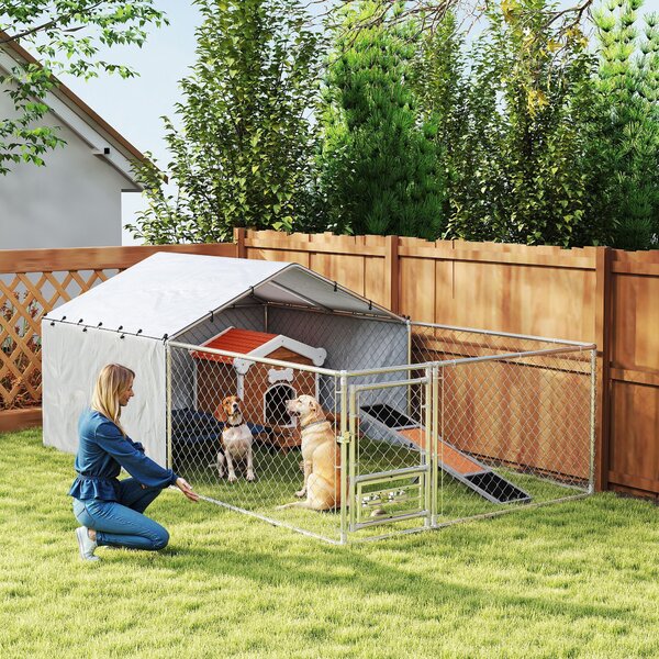 PawHut Țarc pentru Câini de Exterior cu Acoperiș Anti-UV Impermeabil și Boluri Rotative, 400x230x150 cm, Argintiu | Aosom Romania