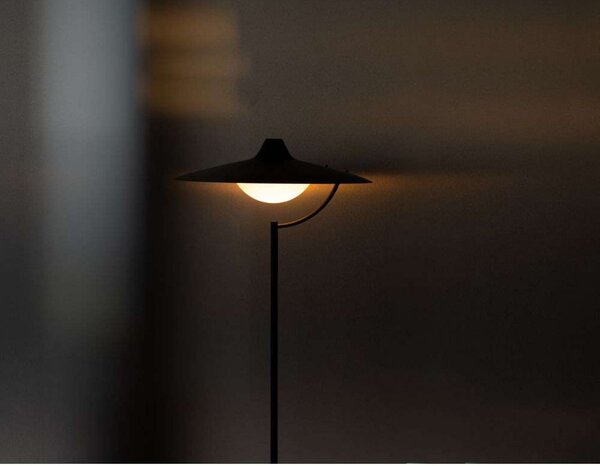 Lampadar DCW, reglabil, Negru, Camera de zi, Metal