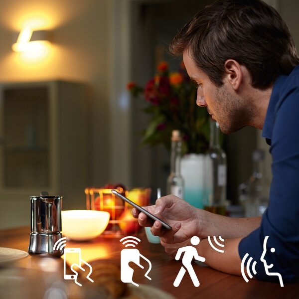 Set de bază Philips Hue STARTER KIT 3xE27/9W 2700K + Hue Bridge și comutator dimmer