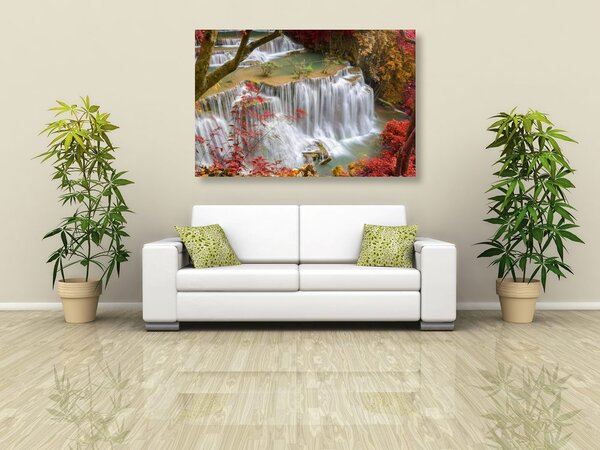 Tablou cascada forestieră