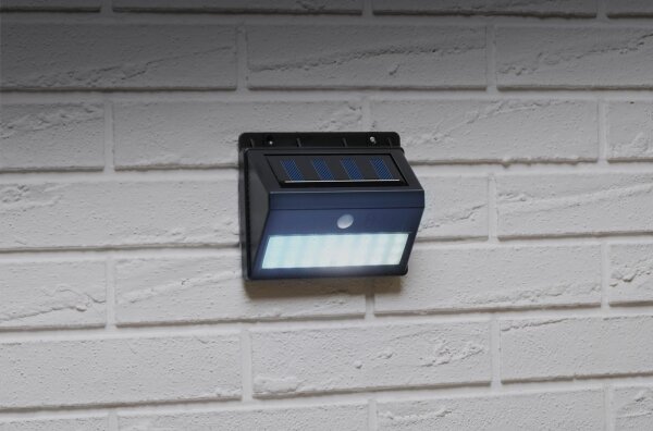 Grundig - Aplică solară de perete cu LED și senzor, 1,2V 600 mAh, IP44