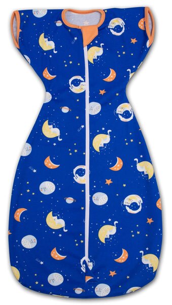 Sistem de infasat bebe Kidizi Swaddel Confort UP Space Cats 1-6 luni – anti reflex Moro, mansete reversibile, 100% bumbac, 0.5 TOG