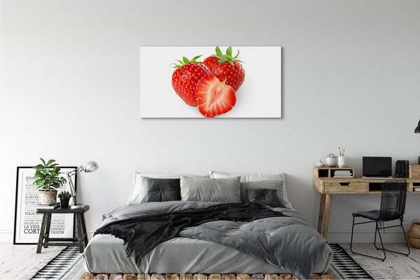 Tablouri canvas Căpșunile pe fundal alb