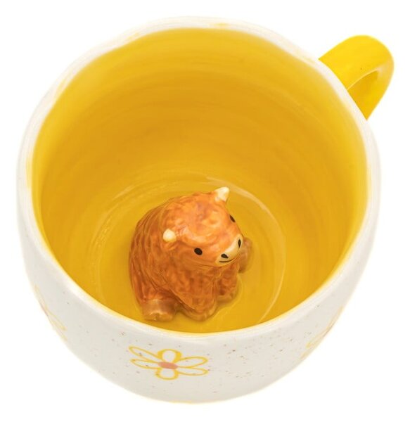 Cană galbenă-crem din porțelan 350 ml Surprise Highland Cow – Sass & Belle