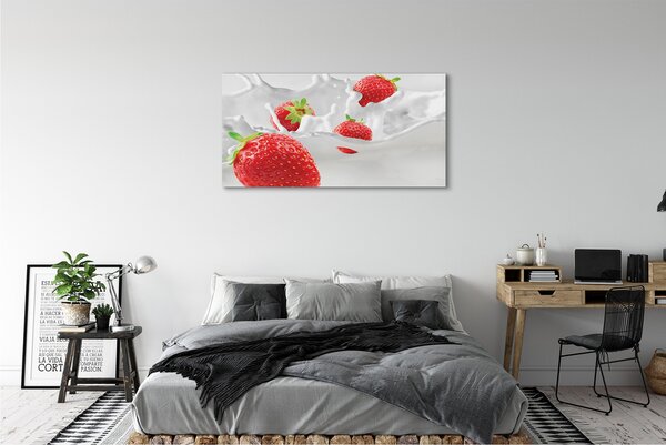 Tablouri canvas lapte cu căpșuni