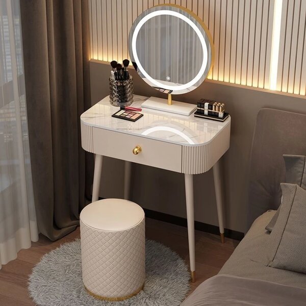 Set VICTORIA GLAM – Set Masă de Machiaj cu Oglindă LED și Taburet, Accente Aurii și Blat cu efect marmură, Alb
