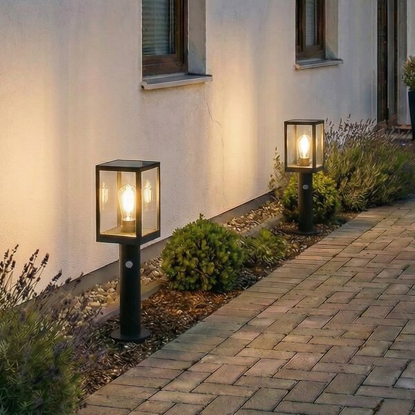 Lindby Relto, bornă luminoasă LED solară pentru alei, senzor, țăruș, 50 cm, Negru, Sticlă, Modern, Lumini solare