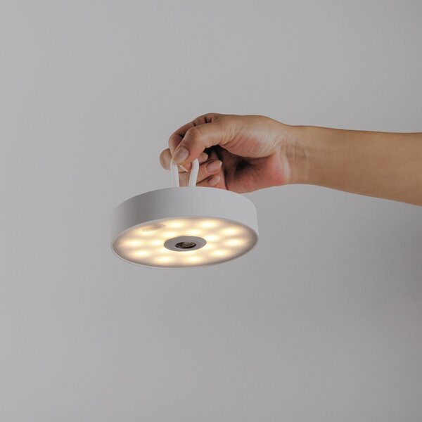 Näve Ella LED lampă de masă reîncărcabilă, magnetică, alb, reglabil, Alb, Camera de zi / sufragerie, Metal, Scandinavă