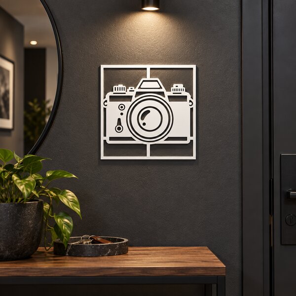 Decorațiune de perete RetroCam – Aparat foto vintage din plexiglas alb/negru, 24 × 24 cm | NOOT