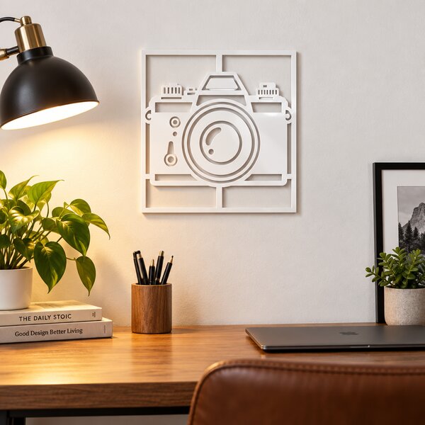 Decorațiune de perete RetroCam – Aparat foto vintage din plexiglas alb/negru, 24 × 24 cm | NOOT