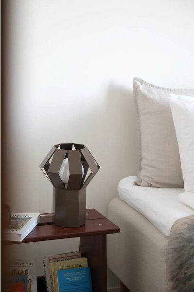 Markslöjd 109148 - Lampă de masă OCTA 1xE27/60W/230V maro