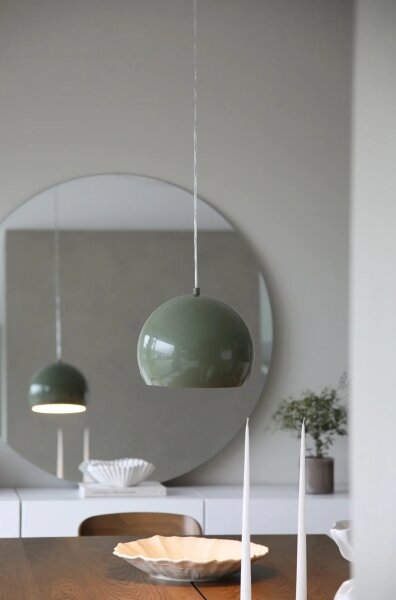 Markslöjd 108988 - Lampă suspendată pe cablu POP 1xE27/40W/230V, diam. 28 cm, verde