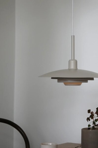 Markslöjd 108875 - Lustră suspendată pe cablu PINY 1xE27/60W/230V diametru 35 cm bej