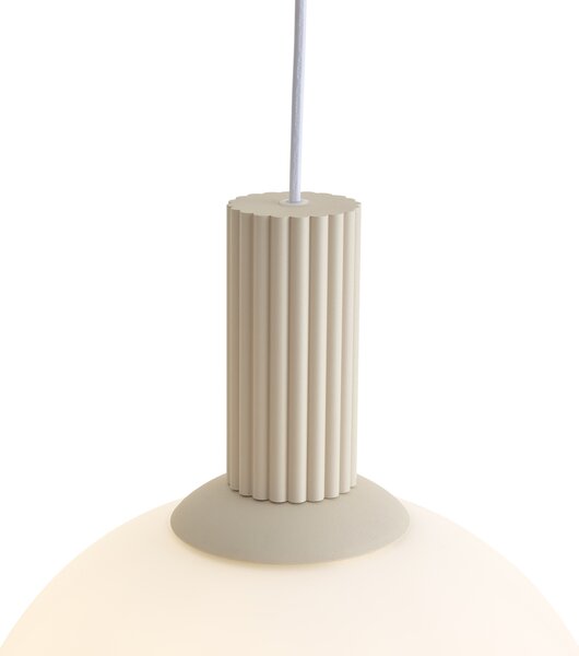 Lampă suspendată scandinavă bej cu sticlă opală cu 3 lumini - Polly