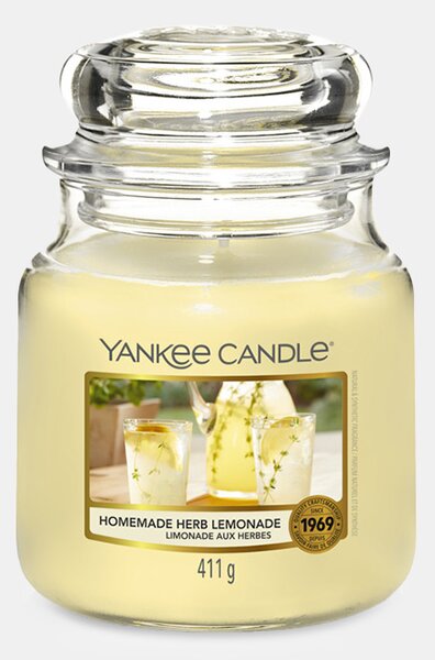 Lumânare medie Yankee Candle Homemade Herb Lemonade galben