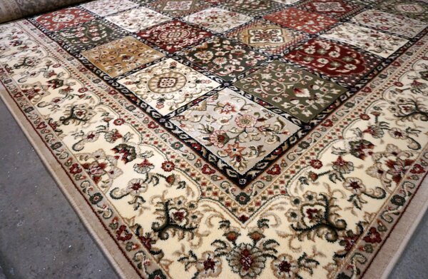 Traversa Timbre Lotos 1518-110, Inaltime Fir 8 mm, Latime 0.6m, Marime 60 x 300 cm, Bej, Crem, Festonata Surfilata Tivita, Antialergica