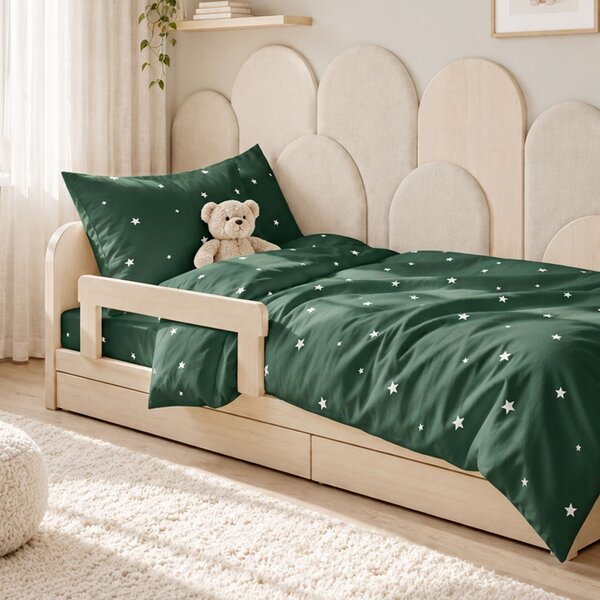 Goldea lenjerie de crăciun de pat pentru copii din 100% bumbac - steluțe pe verde închis 140 x 200 și 50 x 70 cm