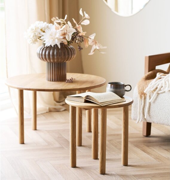 Măsuță de cafea în culoare naturală rotundă din lemn de stejar ø 70 cm Jena – House Nordic