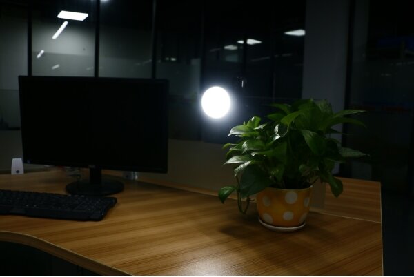 Lampă LED cu clemă LED/5W/5V/4000K
