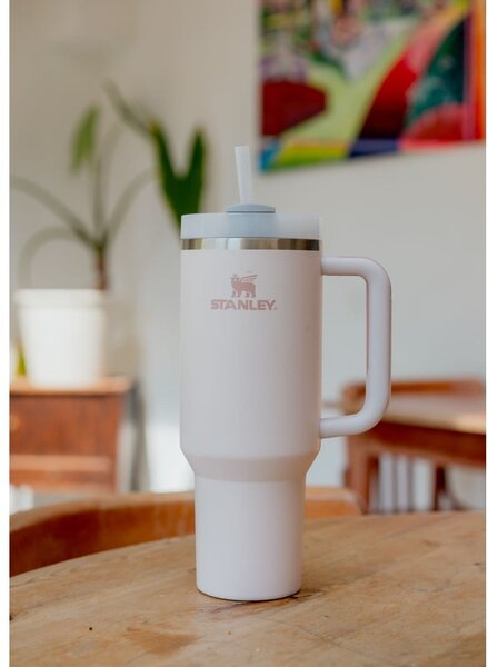 Termos roz deschis cu pai din oțel inoxidabil 1,18 l Quencher H2.0 FlowState Tumbler Rose Quartz – Stanley