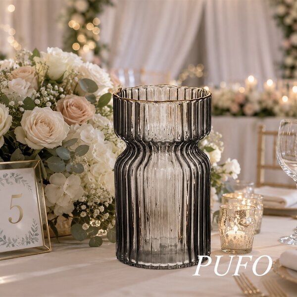 Vaza Decorativa Eleganta Pufo Brilliant din Sticla pentru Flori si Aranjamente, 20 cm- Design Modern pentru Living si Decor Interior