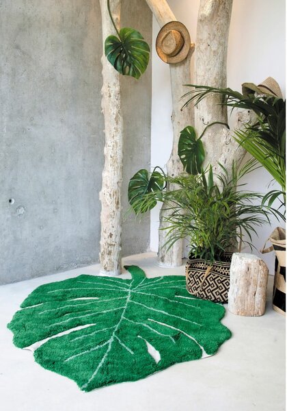 Covor pentru copii verde închis lavabil/țesut manual din bumbac 120x180 cm Monstera Leaf – Lorena Canals