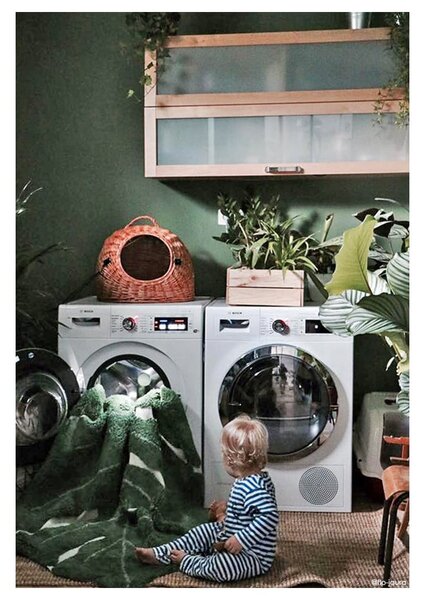 Covor pentru copii verde închis lavabil/țesut manual din bumbac 120x180 cm Monstera Leaf – Lorena Canals