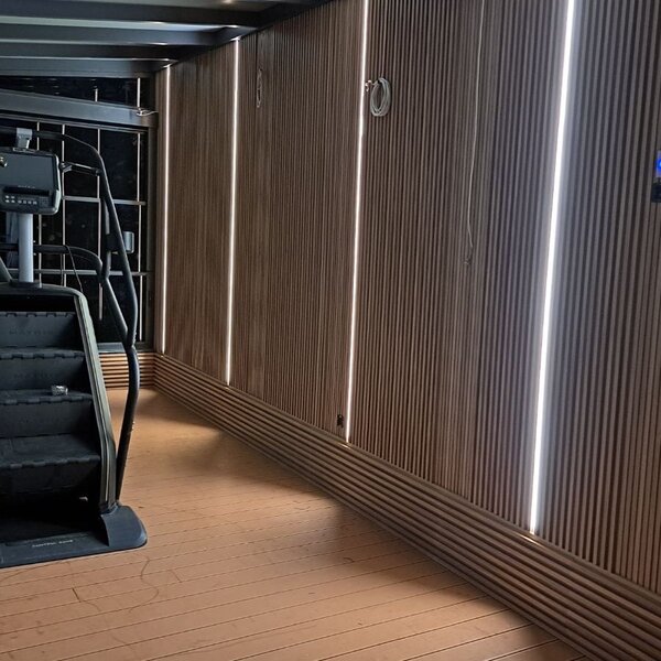 Panou decorativ din PVC Dusi cu dimensiuni 16х1.8х270 cm