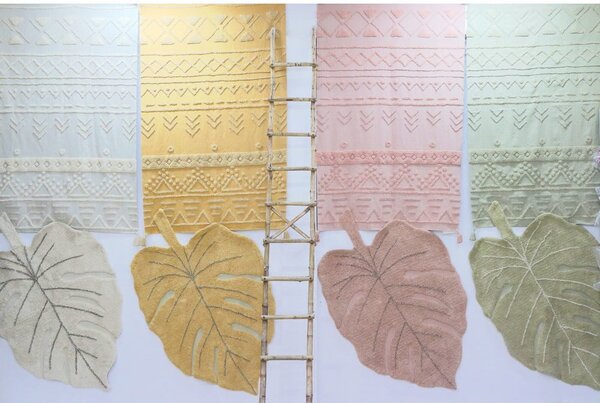 Covor pentru copii bej lavabil/țesut manual din bumbac 120x180 cm Monstera Natural – Lorena Canals