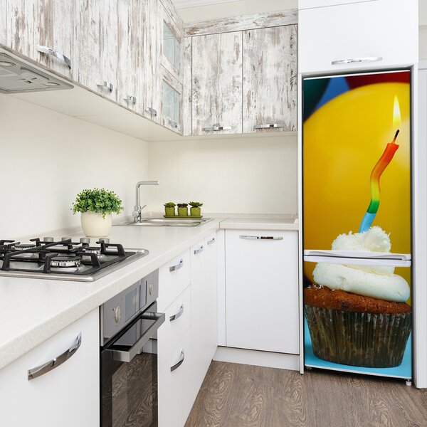 Autocolant pe frigider cupcake ziua de nastere