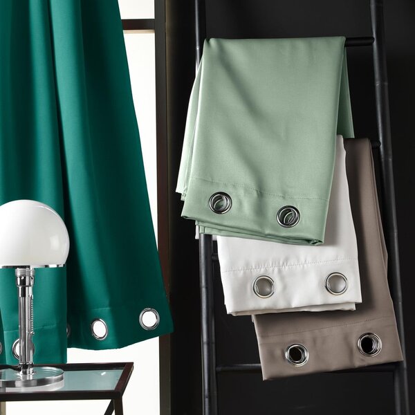 Draperie verde-închis blackout 135x180 cm Occult – douceur d'intérieur