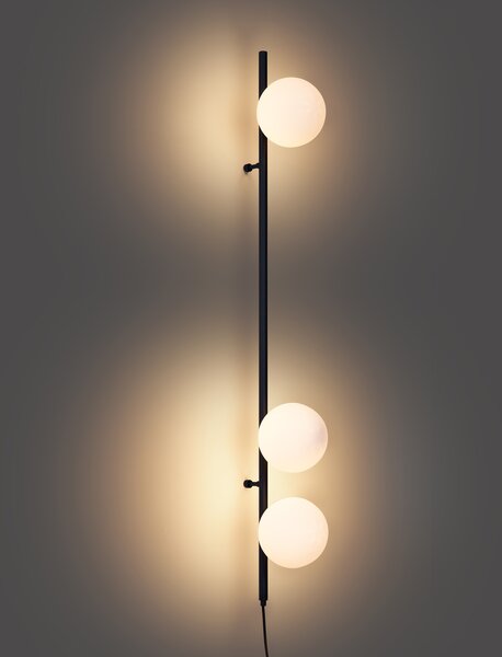 Lampă de perete de design neagră cu sticlă mată cu 3 lumini - Vertical