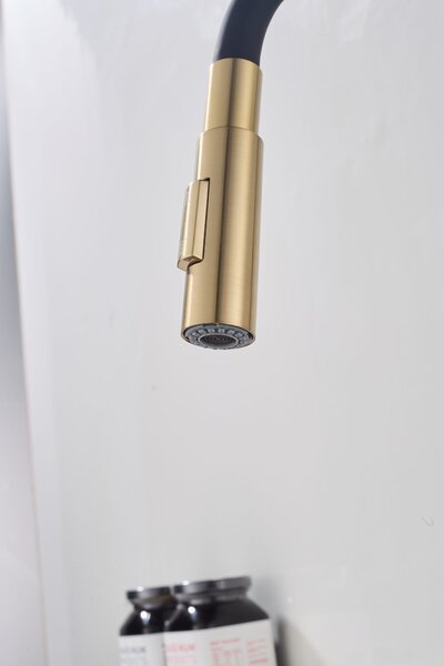 Gamma Flex 4000, baterie de lavoar independentă cu braț flexibil, pipă cu 2 funcții, negru-auriu mat, GMA-BFX-4000BGD