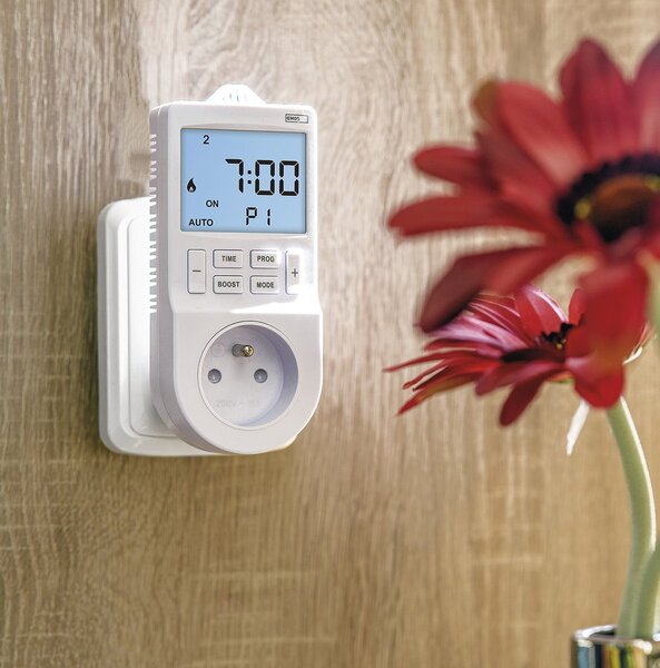 Aqualine Aqualine, Termostat cu priză cu funcție de priză cu comutator digital, P5660FR