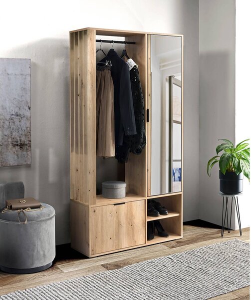 Hol Milan (Stejar artisan). 1055368
