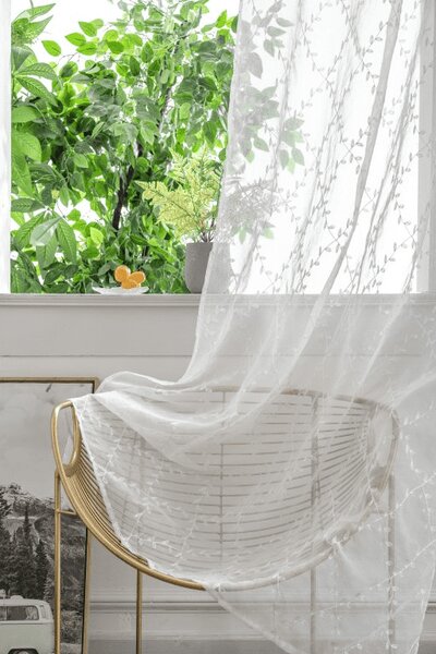Draperie VINTORA cu model de frunze 140x250 cm Agatat: Inele metalice