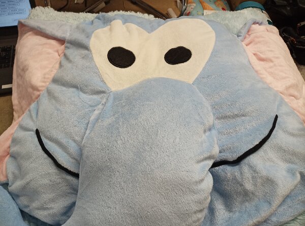 PROMOTIE Perna pentru copii CUDDLI FRIENDS 70x70 cm din plus - mai multe culori II. calitate Culoare: Albastru