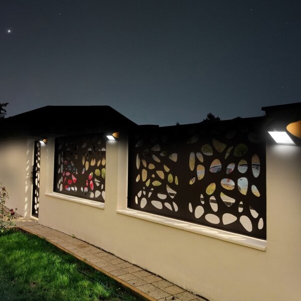 Lumină solară LED cu senzor mișcare LED/3,2W/2000 mAh 3,7V IP65