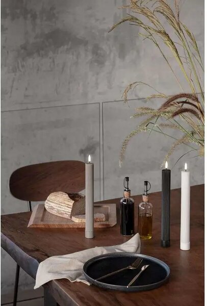 Lumânare Taper LED Grooved 2-pack 3,2x25,5 cm Nordic Alb/Smooth - Uyuni Lighting