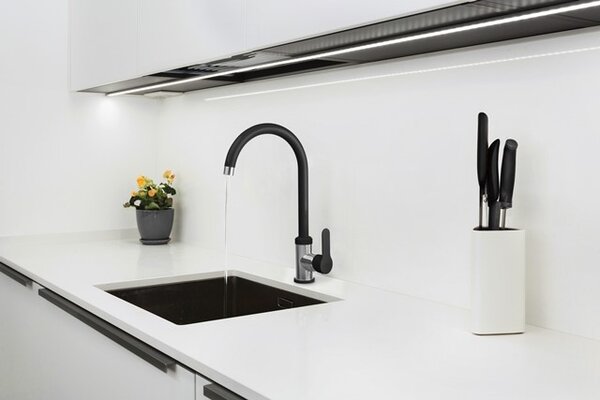 Invena Iron, robinet pentru chiuvetă de sine stătătoare, oțel negru, INV-BZ-53-L04-L