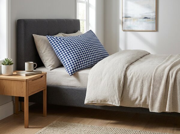 Husa pentru perna din microfibra NAVY GINGHAM 70x90 cm, albastru-alb