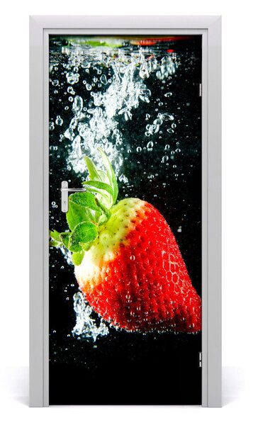 Autocolante pentru usi Strawberry sub apa
