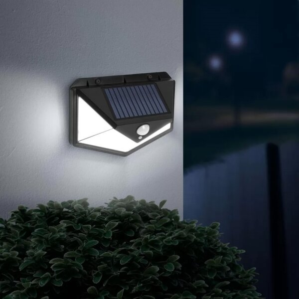 Aplică LED solară cu senzor LED/5W/5,5V IP65