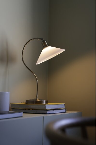 Lampă de masă Markslöjd 108863 VELA 1xE27/40W/230V alamă/alb