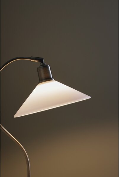 Lampă de masă Markslöjd 108863 VELA 1xE27/40W/230V alamă/alb