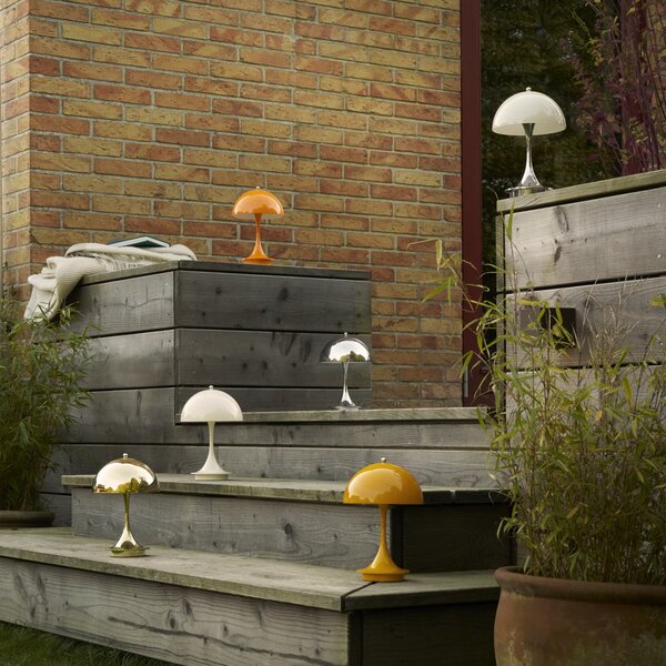 Louis Poulsen Lampa cu baterie Panthella PORTABLE 160 V3 alb opal, reglabil, Alb, Camera de zi / sufragerie, Plastic, Design